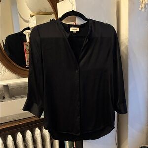 L'AGENCE Elegant Black Blouse